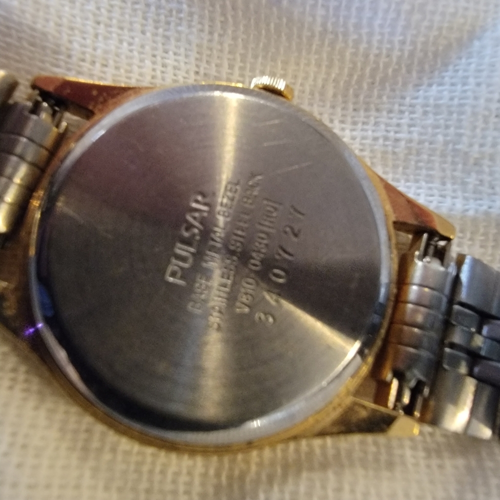 Pulsar Watch - Picture 2 of 6